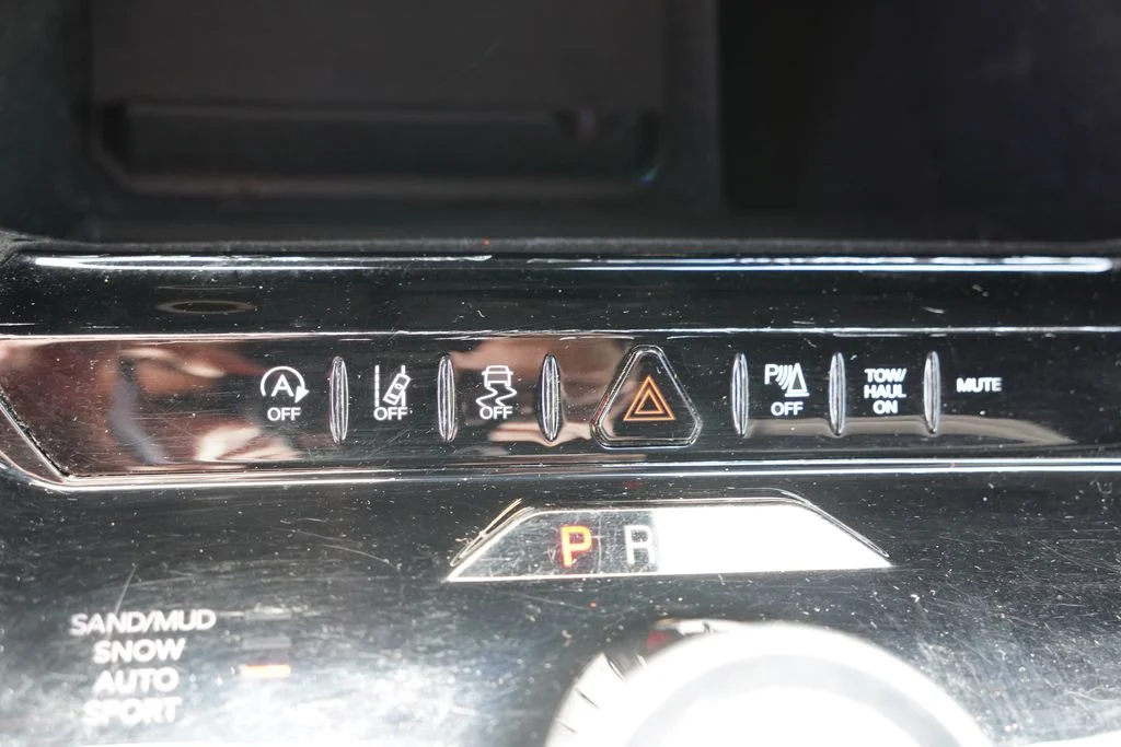Used 2024 Silver Zynith Jeep Series II image 35