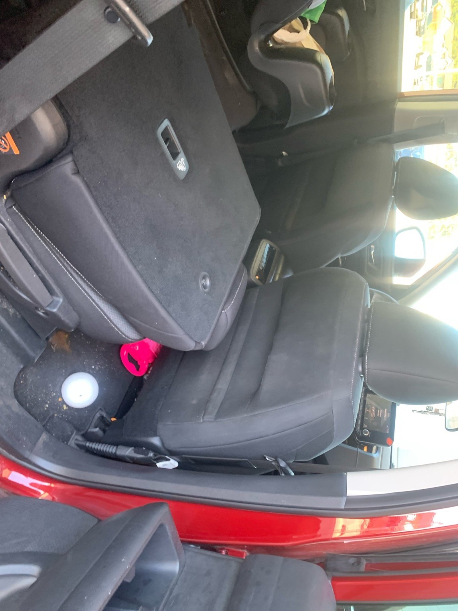 2022 Nissan Pathfinder photo 5 of 19