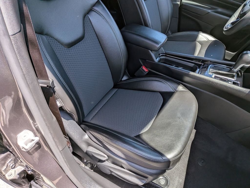 Used 2023 Gray Jeep Latitude image 24