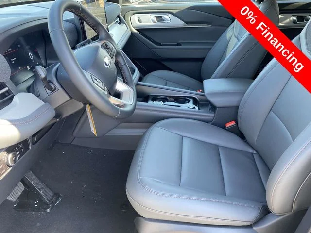 New 2026 Space White Metallic Ford Active image 6