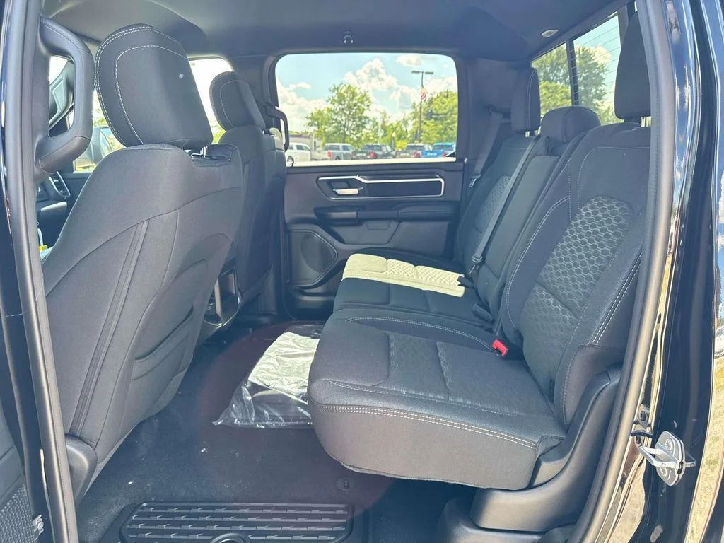 2025 RAM 1500 Big Horn/Lone Star - Photo 11