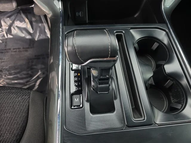 Used 2023 Black Ford XLT image 19