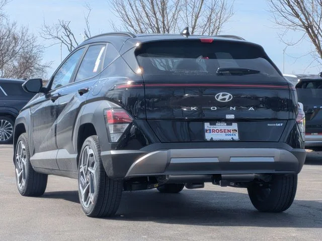 New 2026 Black Hyundai SEL Premium image 5