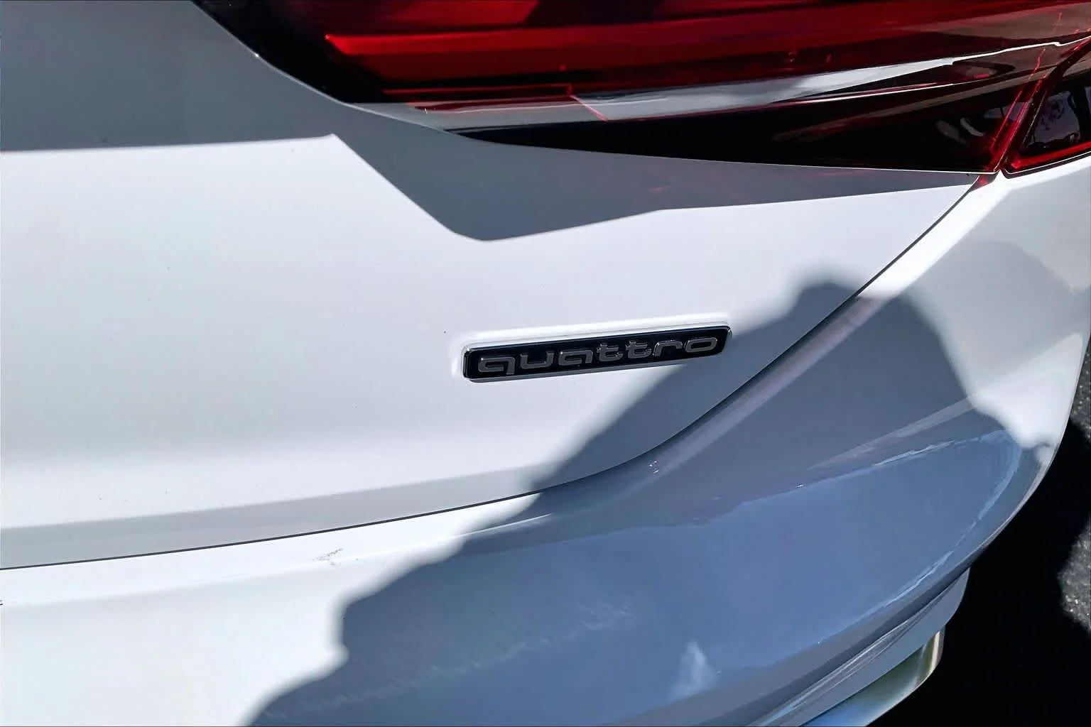 Used 2022 Glacier White Metallic Audi S line Premium image 9