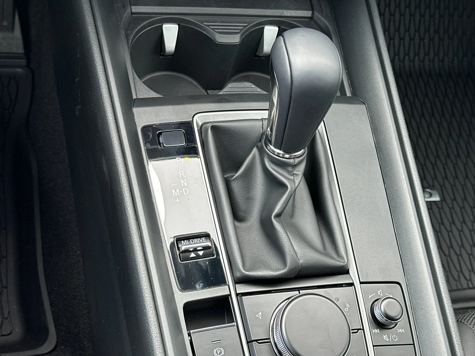 2025 Mazda CX-50 Preferred - Photo 19