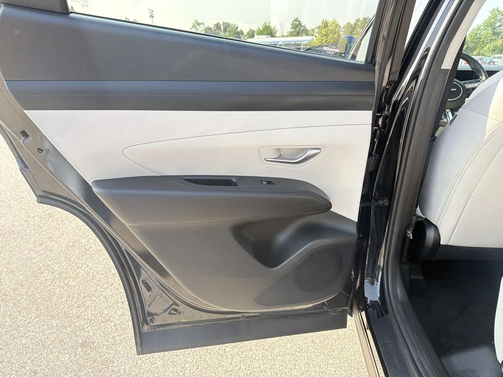 Used 2026 Black Hyundai SEL image 22