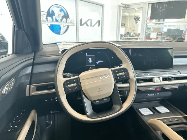 New 2027 Panthera Metal Kia EX image 20