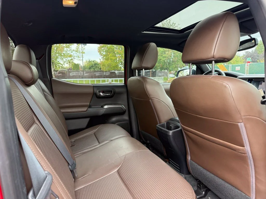 Used 2016 Barcelona Red Metallic Toyota Limited image 19