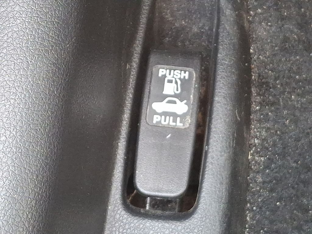 Used 2014 Red Honda EX image 28
