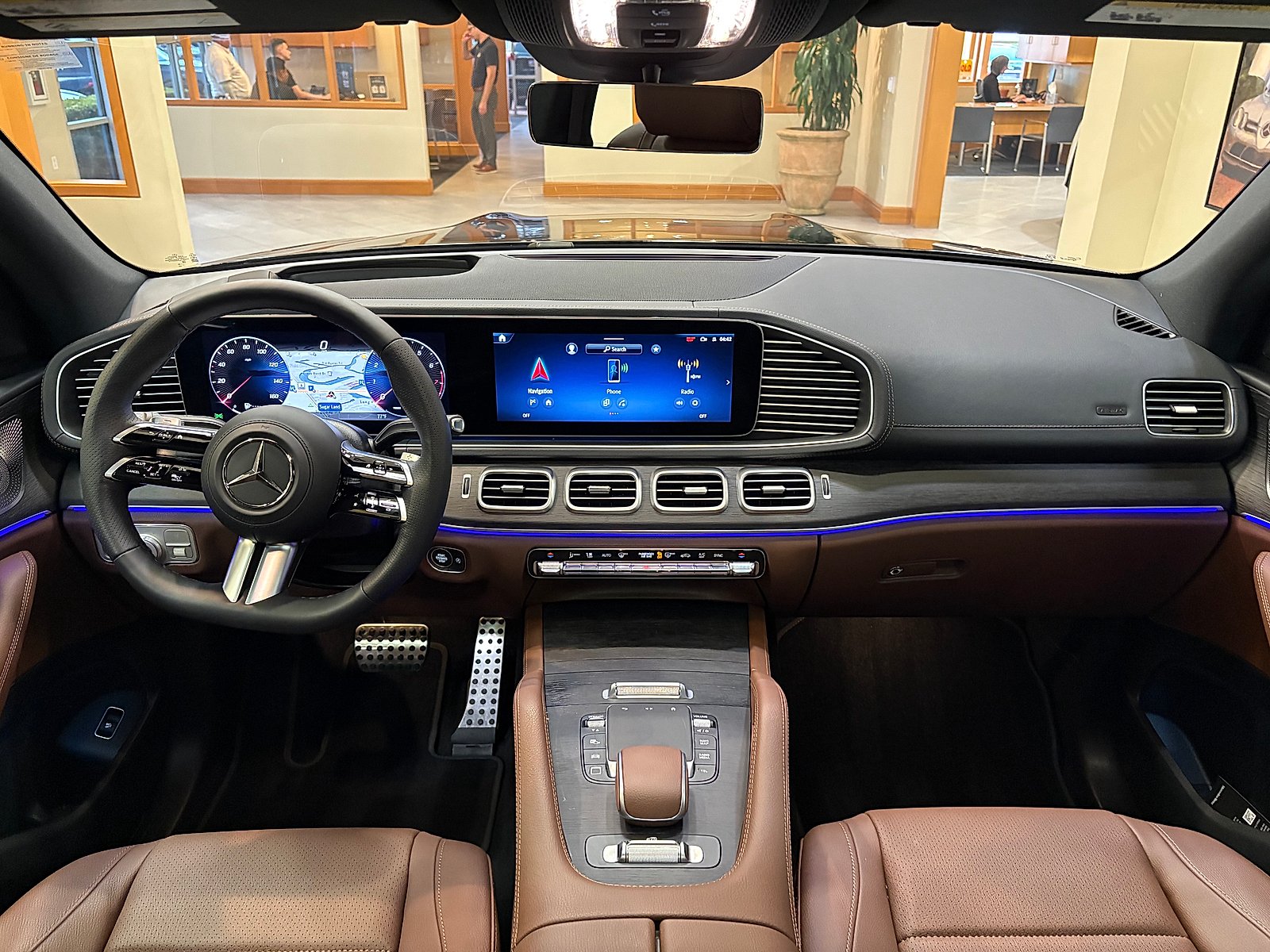 New 2026 Obsidian Black Metallic Mercedes-Benz 4MATIC® image 16