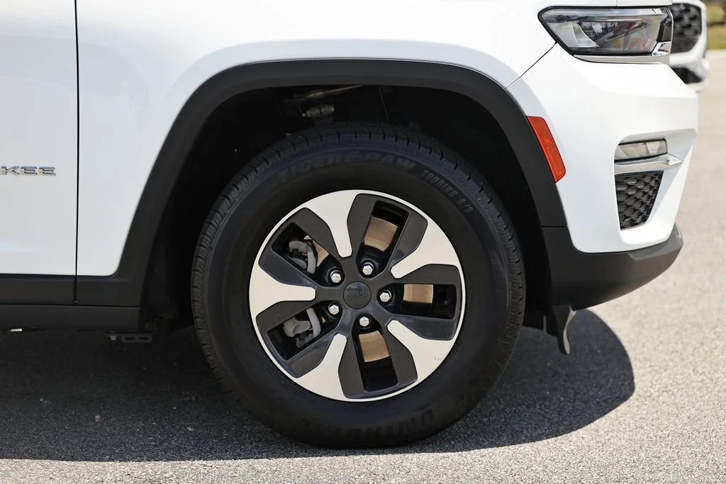 Used 2024 Bright White Clearcoat Jeep 4xe image 5