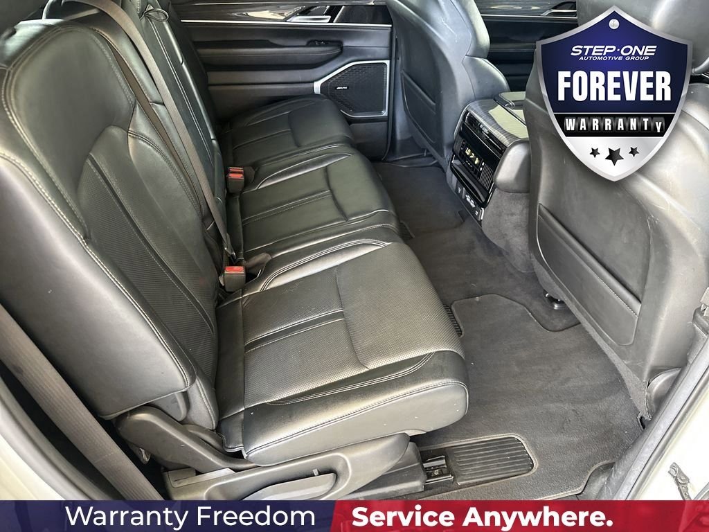 Used 2022 White Jeep Series II image 38
