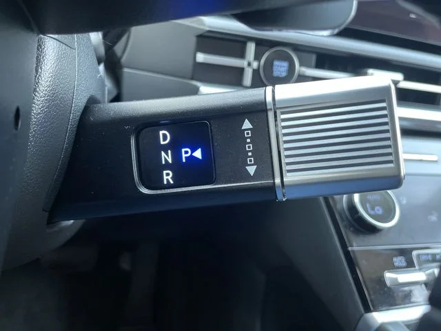 2025 Hyundai Santa Fe SEL - Photo 19