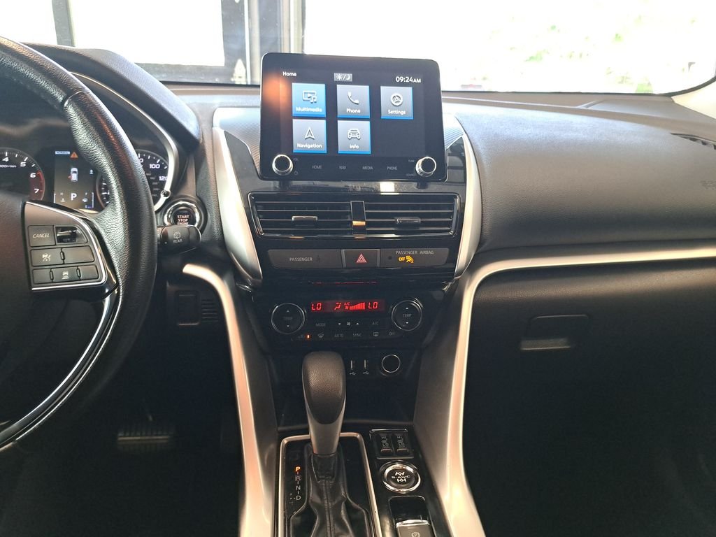 Used 2024 Black Mitsubishi SE image 22