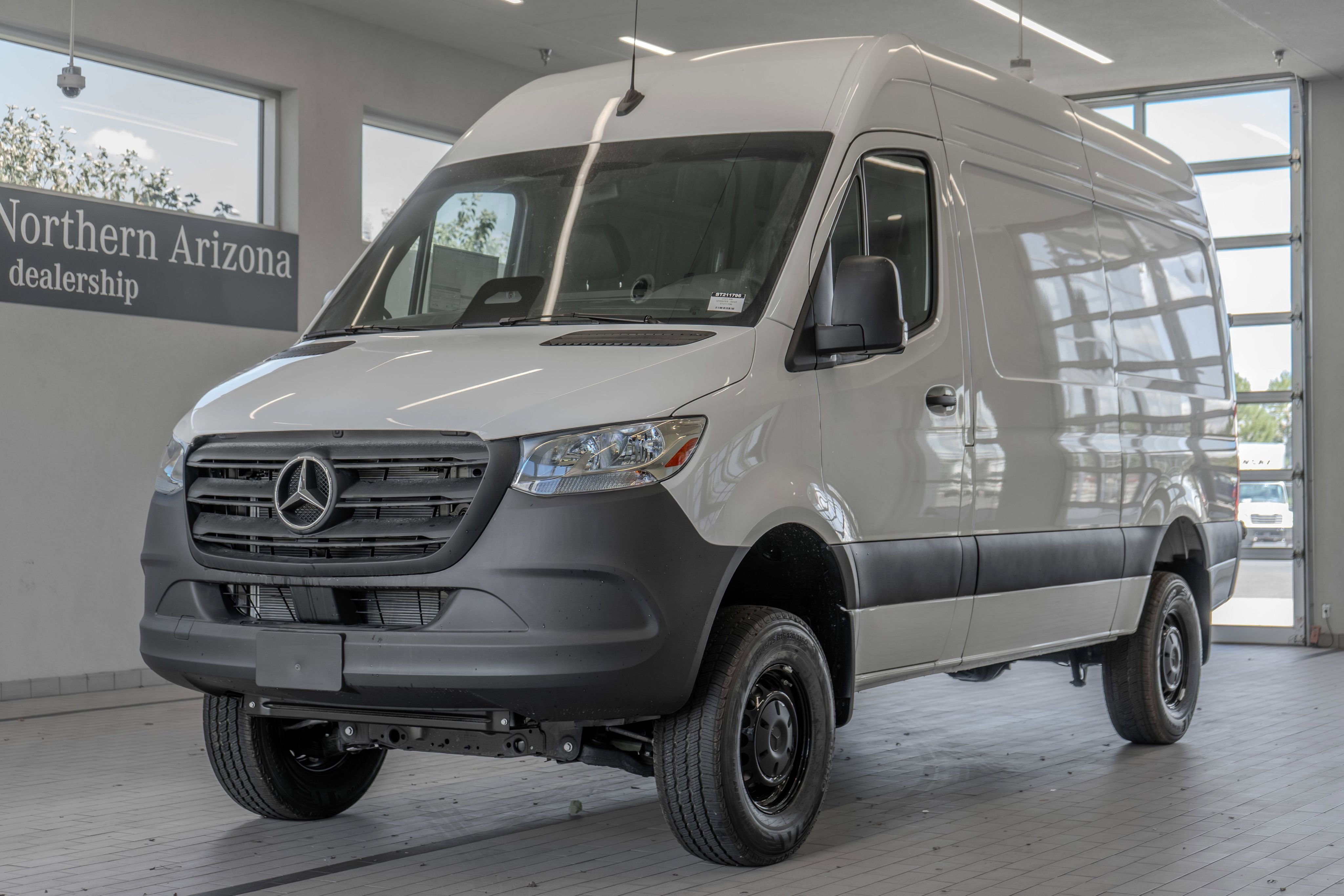 2025 Mercedes-Benz Sprinter Cargo Van Base - Photo 25