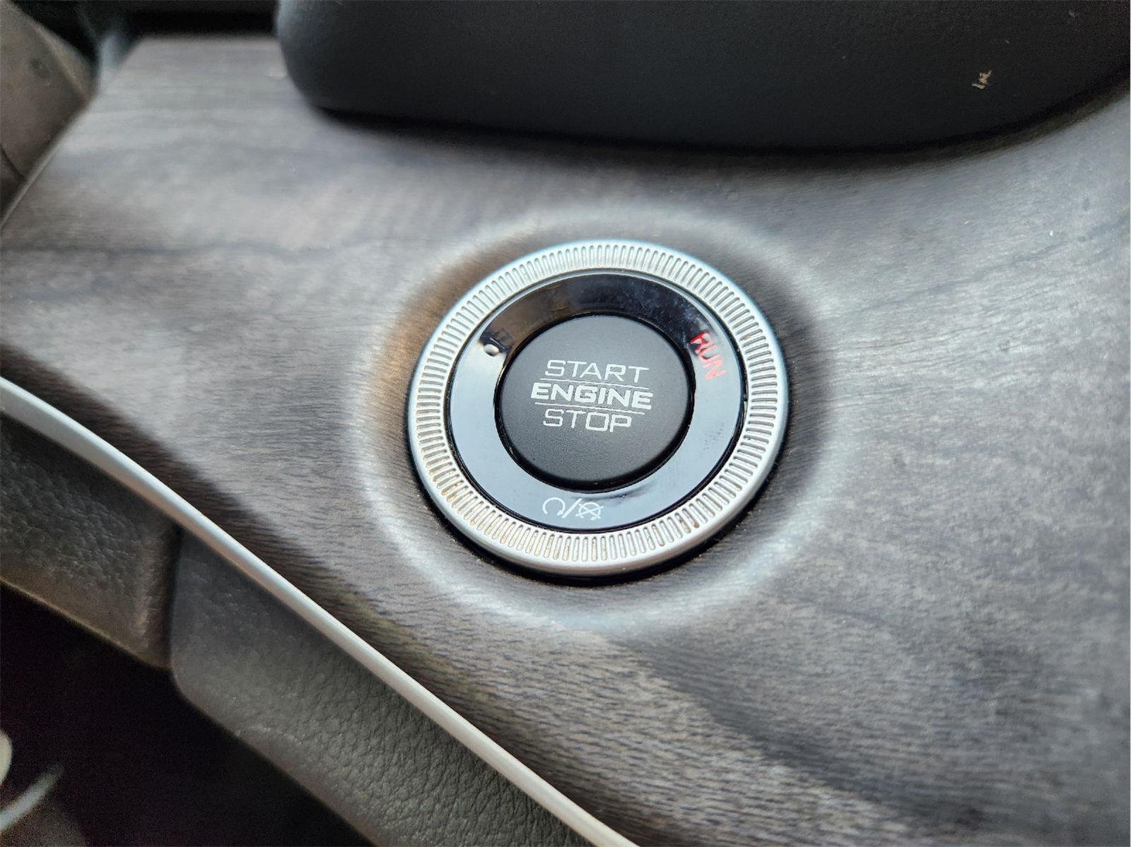 2023 Jeep Grand Cherokee L photo 20 of 33