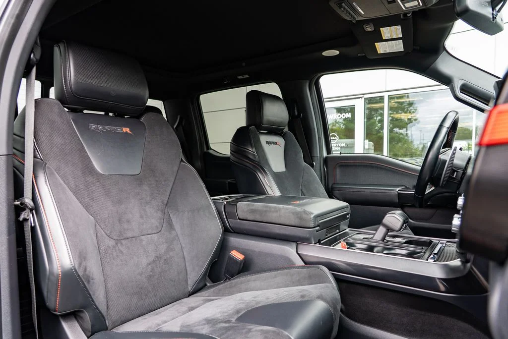Used 2023 Silver Ford Raptor image 30