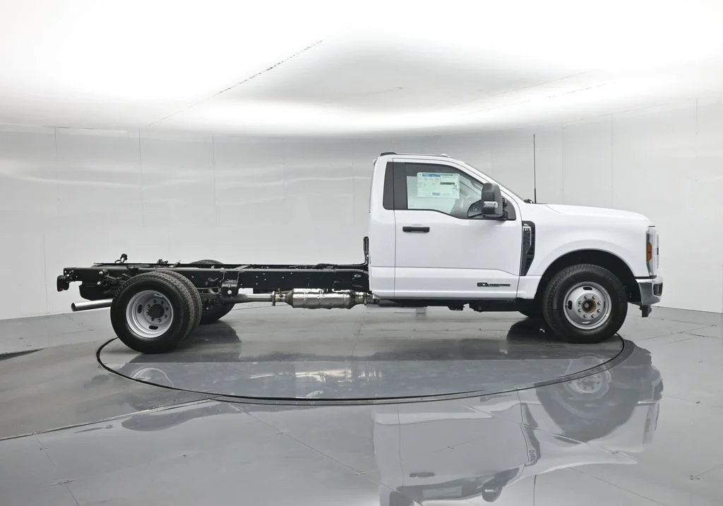 New 2026 White Ford XL image 20