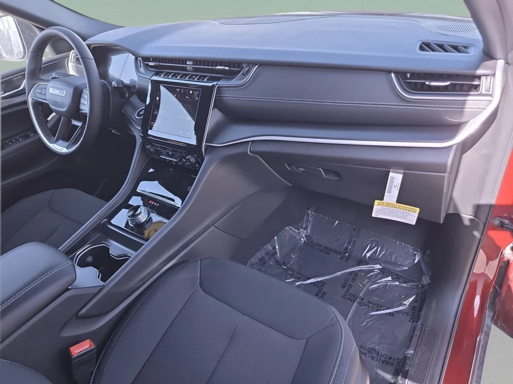 2025 Jeep Grand Cherokee L Laredo - Photo 31