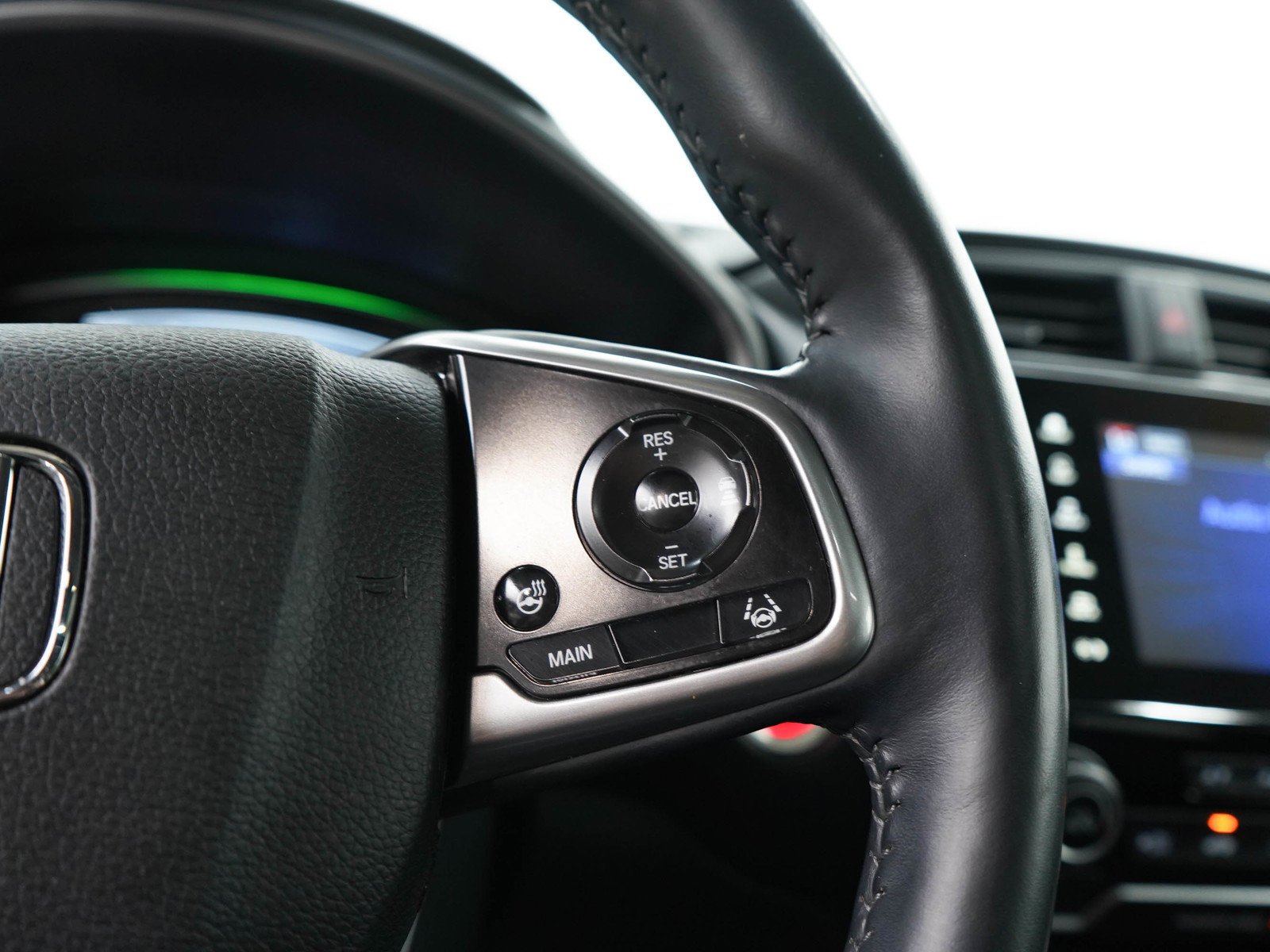 Used 2021  Honda Touring AWD image 29