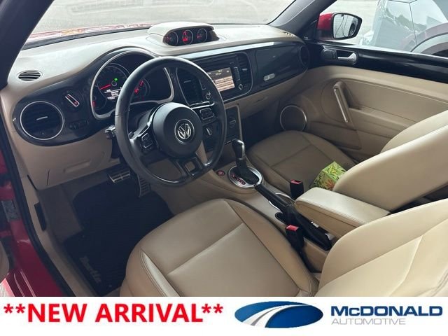 Used 2013 Red Volkswagen 2.0 TSi image 10