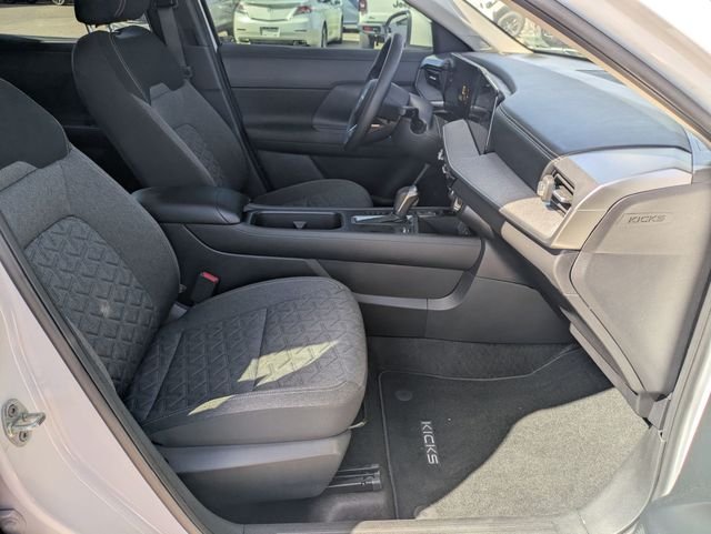 Used 2025 White Nissan SV image 26
