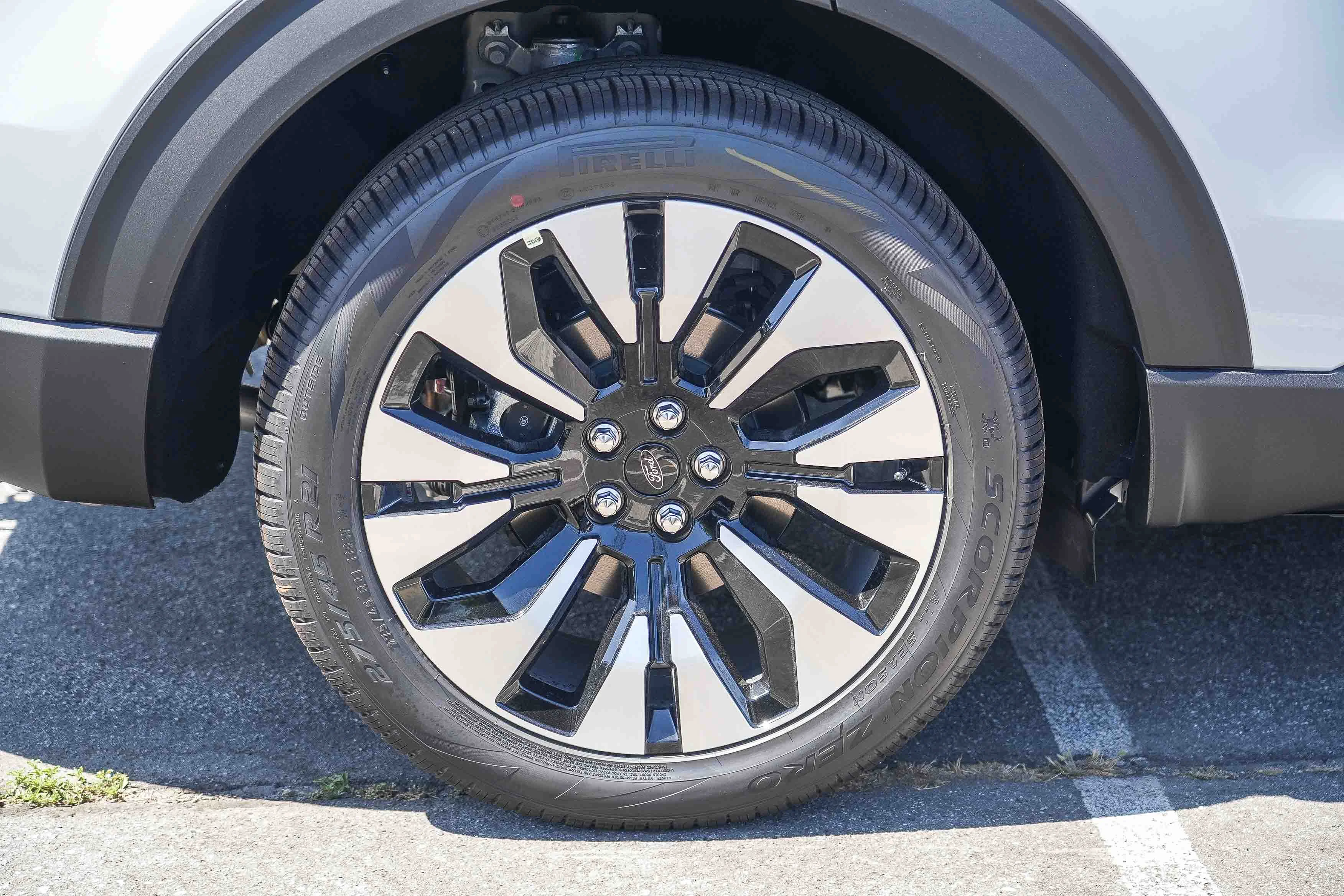 New 2026 Space White Metallic Ford Platinum™ image 11