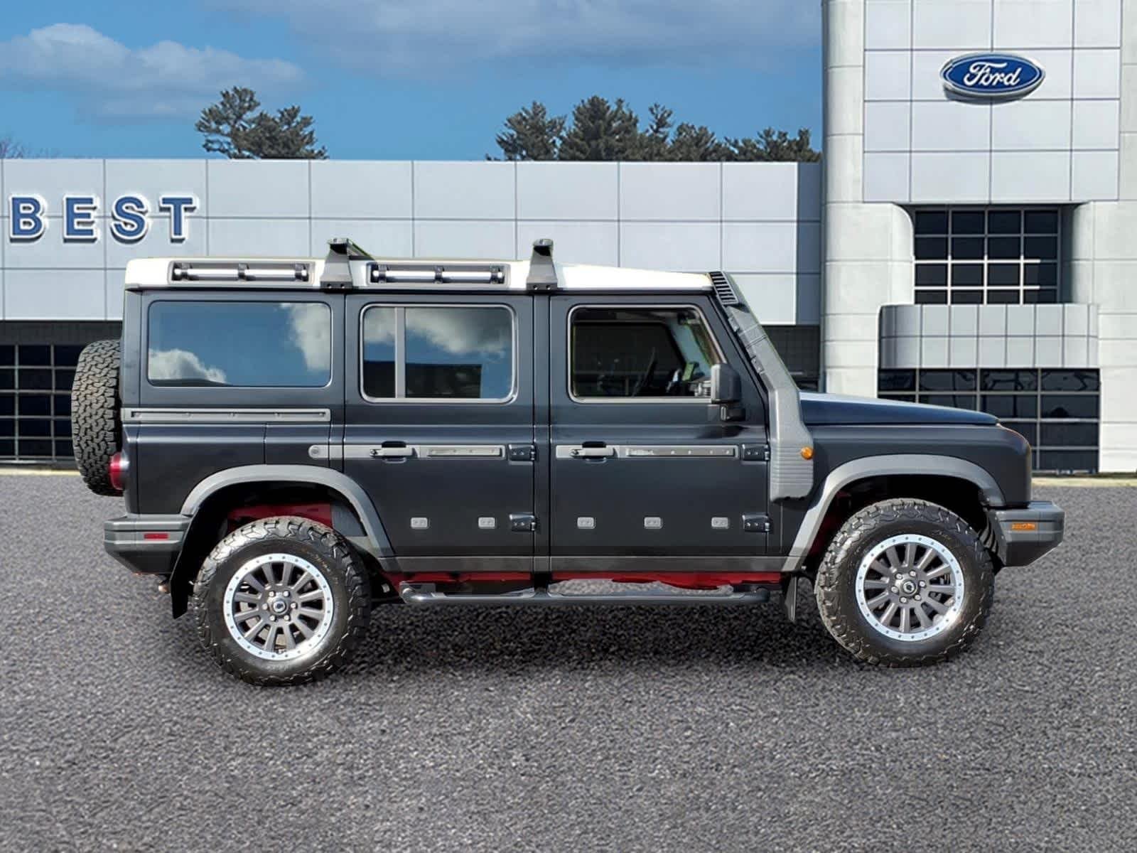 Used 2024 Inky Black INEOS Fieldmaster Edition image 8