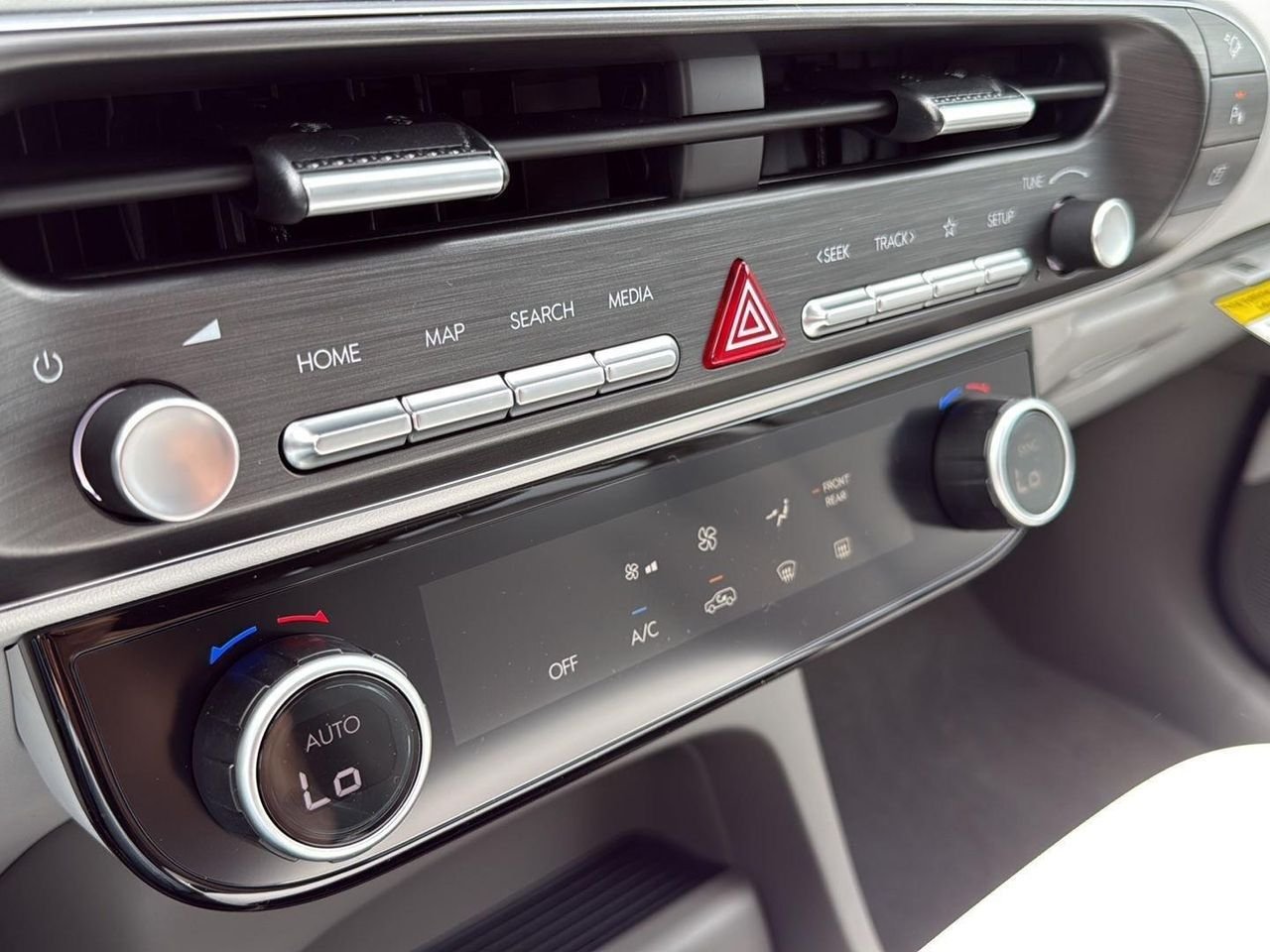 New 2026 Ecotronic Gray Pearl Hyundai SE AWD image 64