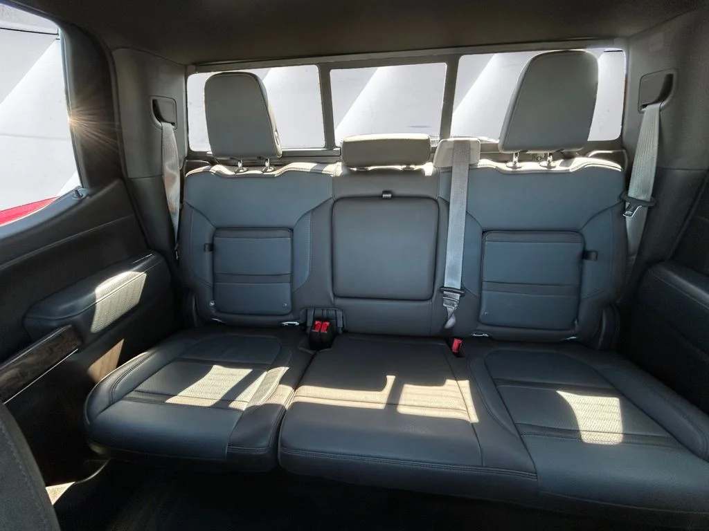 Used 2020 White GMC Denali image 18