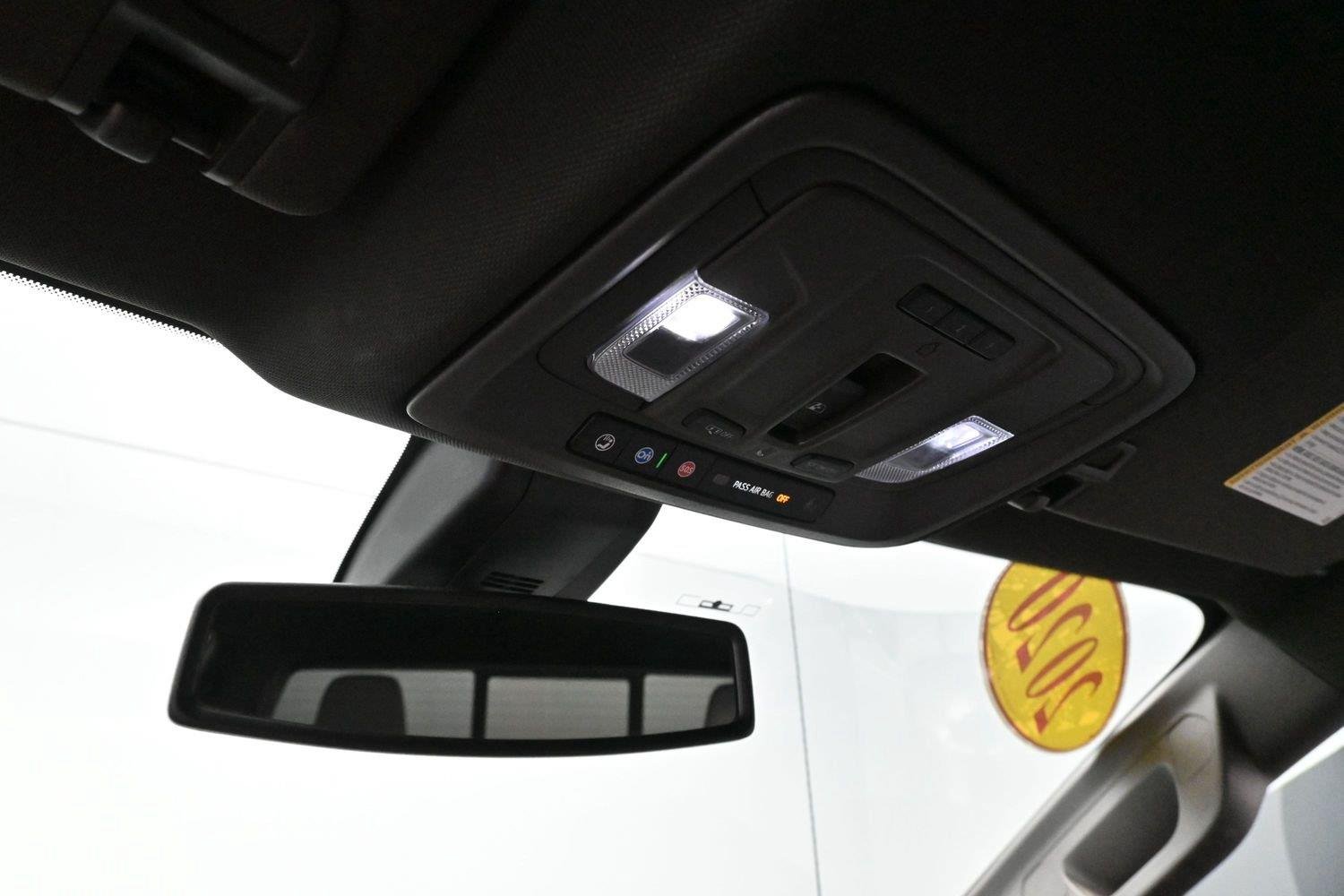 Used 2020 SUMMIT WHITE GMC SLT image 26