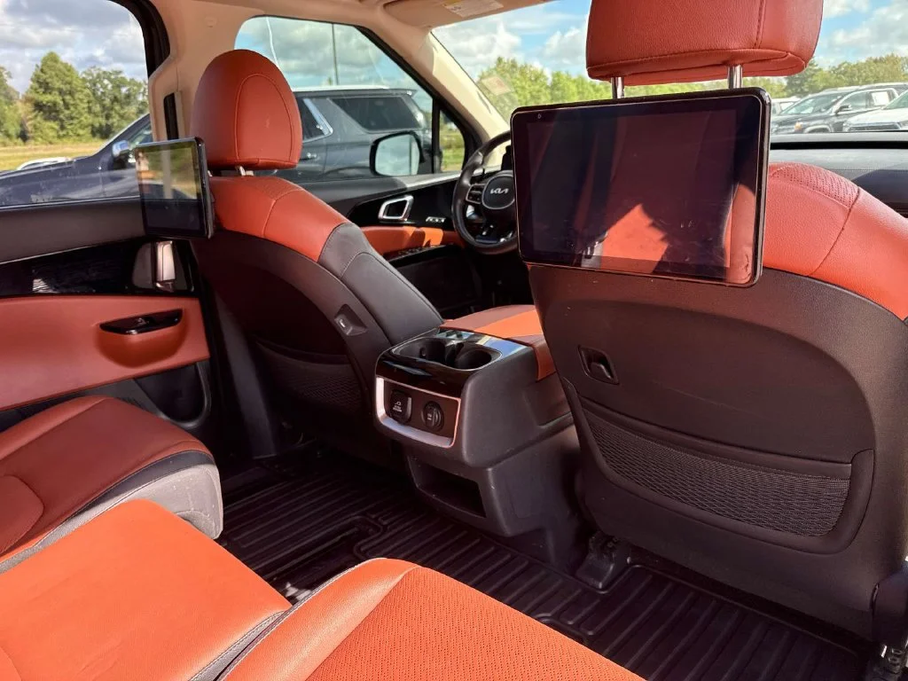 Used 2023 Blue Kia SX Prestige image 18