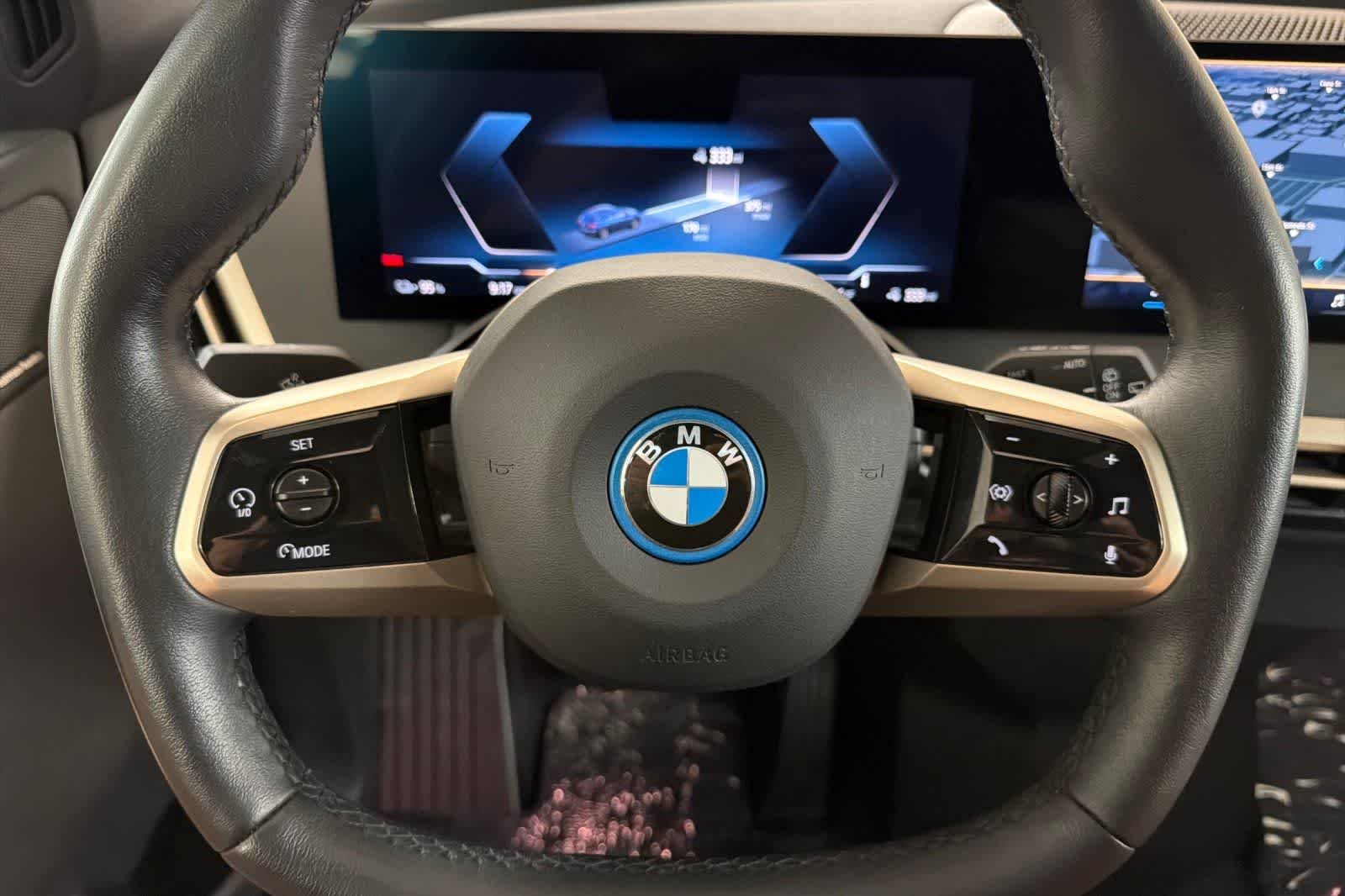Used 2024 Phytonic Blue Metallic BMW xDrive50 image 23