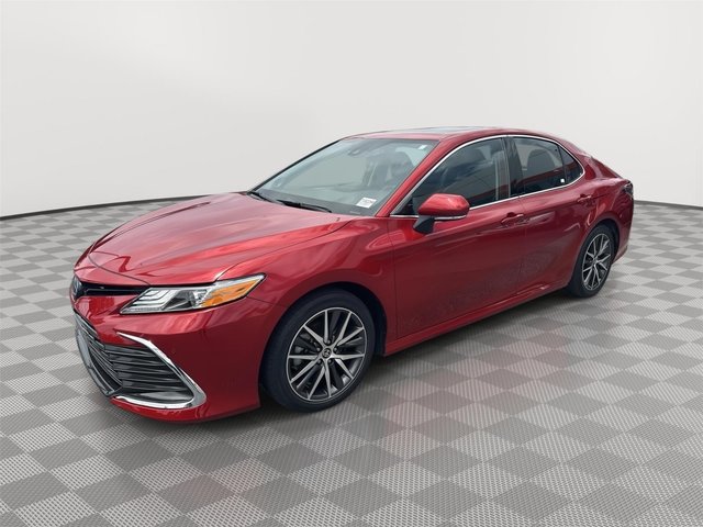 2024 Toyota Camry Hybrid XLE