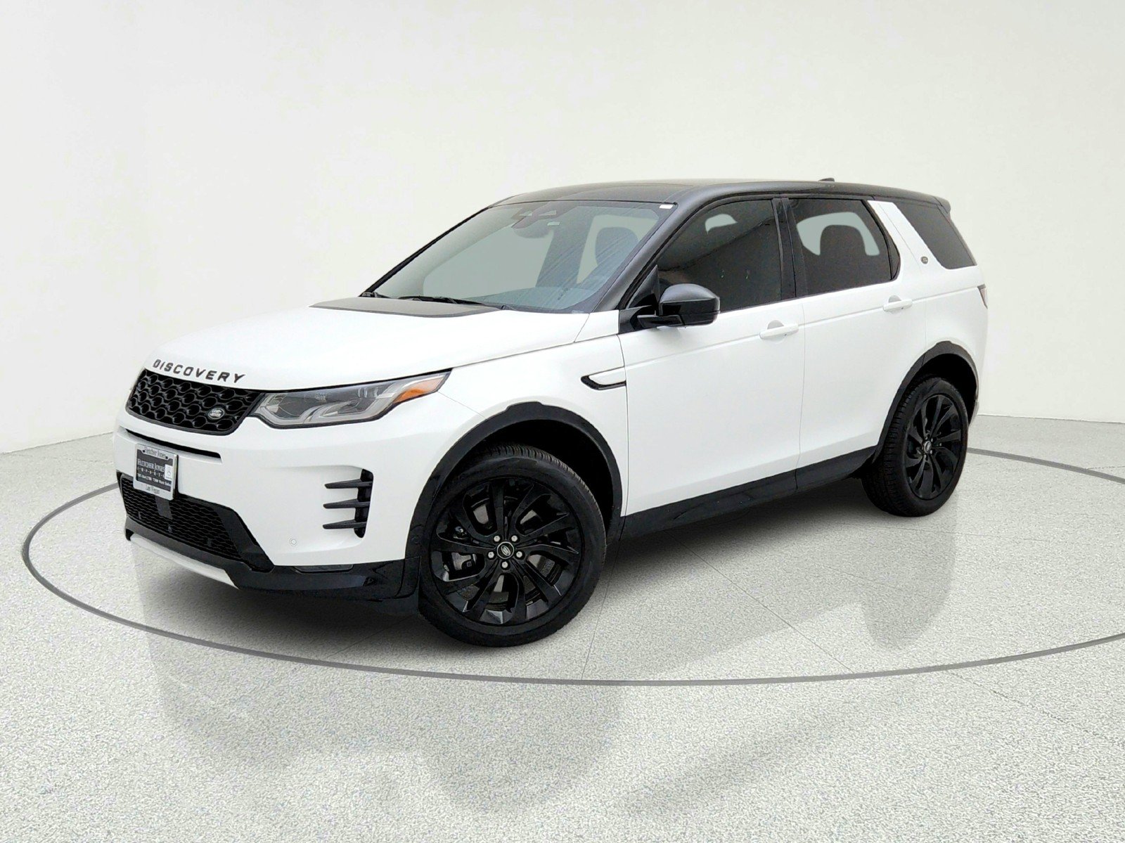 2024 Land Rover Discovery Sport 2.0 Dynamic SE's photo