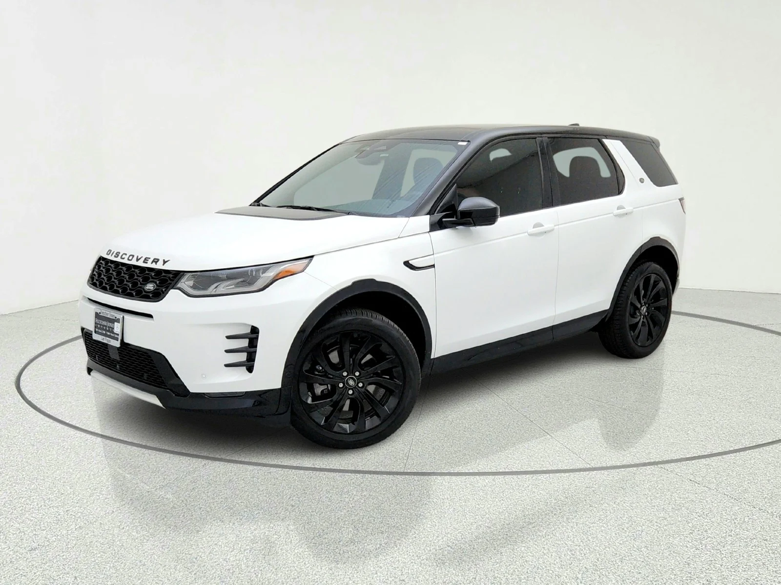 2024 Land Rover Discovery Sport 2.0 Dynamic SE's photo