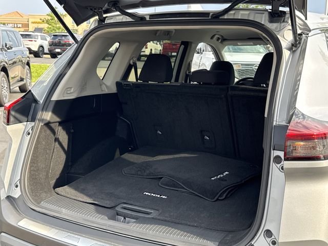 Certified Used 2023 Silver Nissan SV image 22