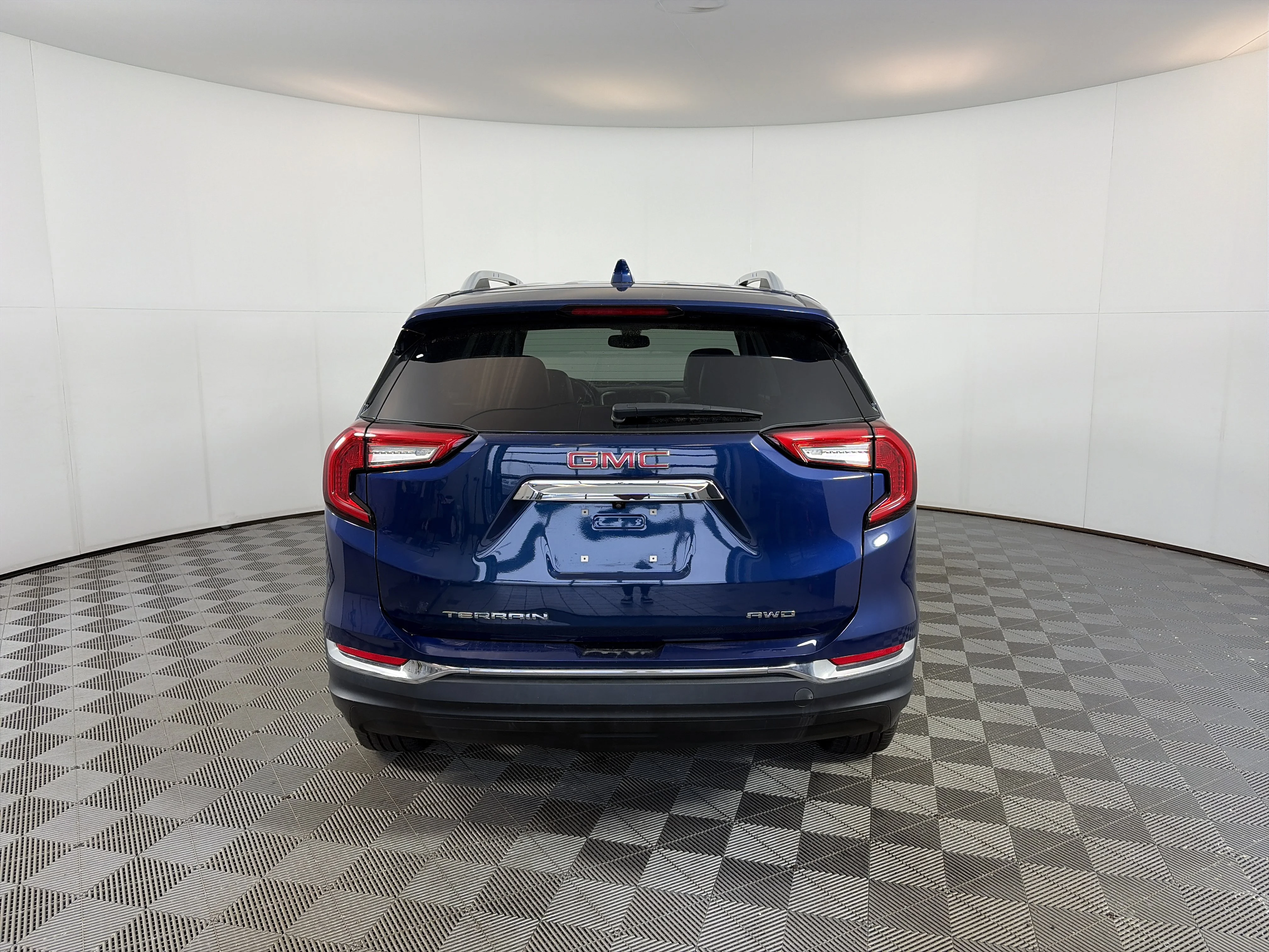 2023 GMC Terrain SLT - Photo 9