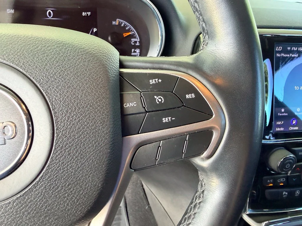 Used 2021 Gray Jeep Limited image 22