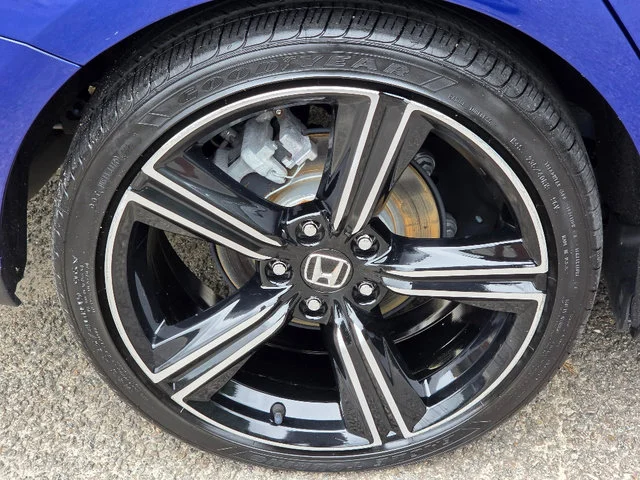 Certified Used 2025 Still Night Pearl Honda Sport image 14