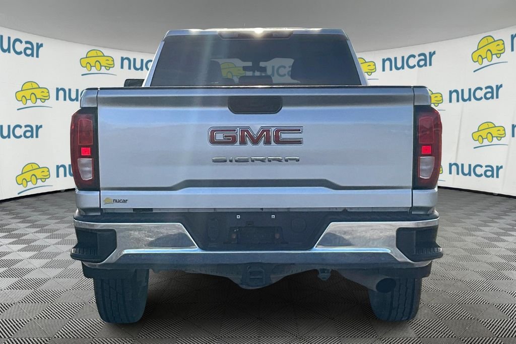 Used 2022 Quicksilver Metallic GMC Pro image 5