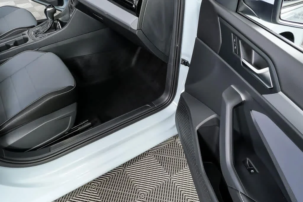 New 2026 Monument Gray Volkswagen SE image 23