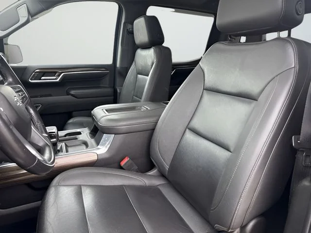 Used 2022 Black Chevrolet RST image 23