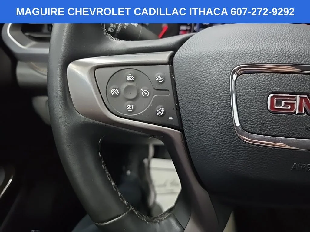 Used 2023 White GMC AT4 image 23