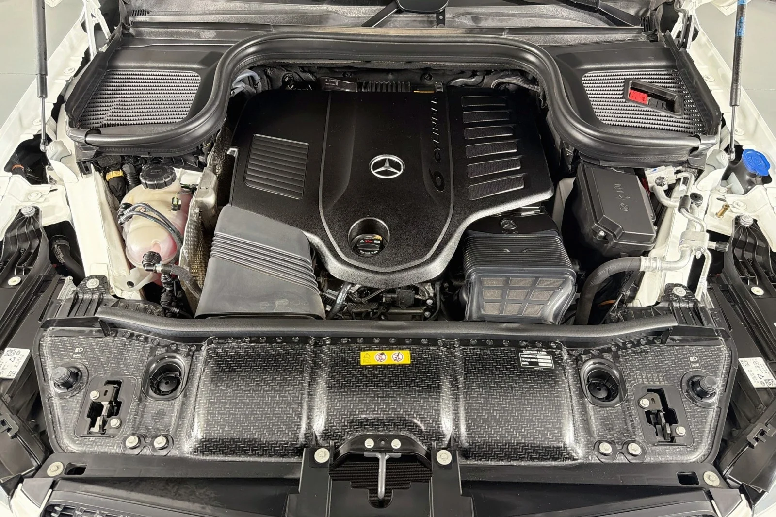 Certified Used 2023 Polar White Mercedes-Benz 450 image 12