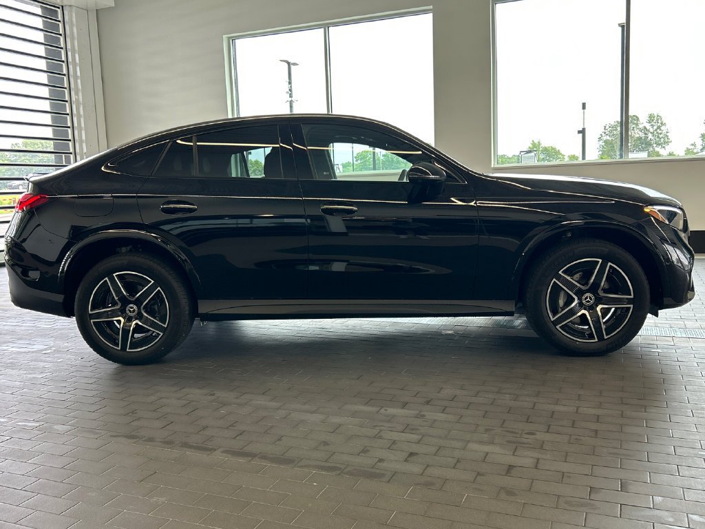 New 2027 Black Mercedes-Benz GLC 300 image 45