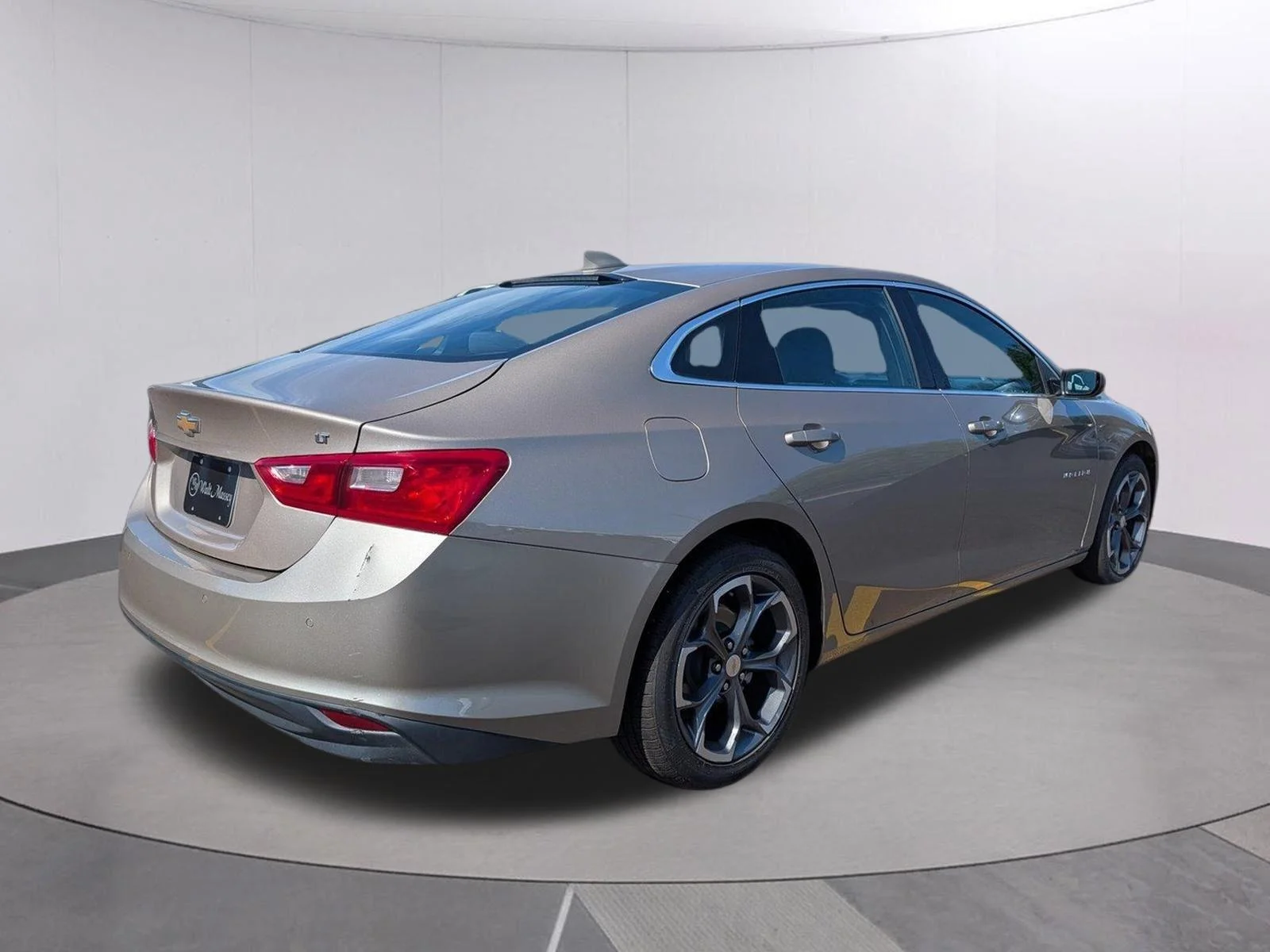 Used 2024 Mineral Gray Metallic Chevrolet 1LT image 5