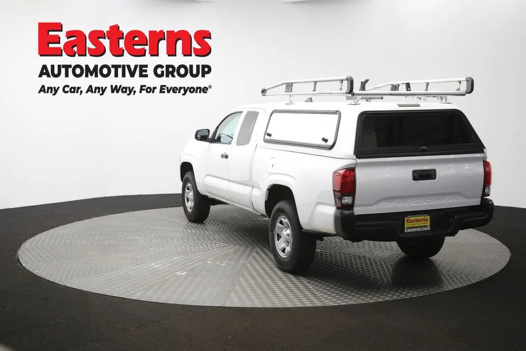 Used 2019 White Toyota SR image 63