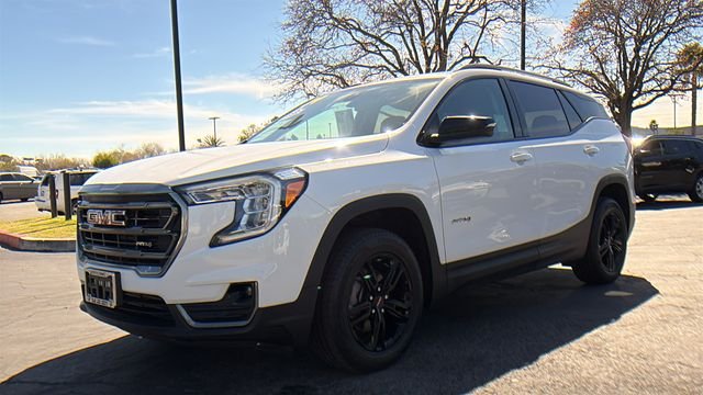 2024 GMC Terrain AT4 - Photo 7