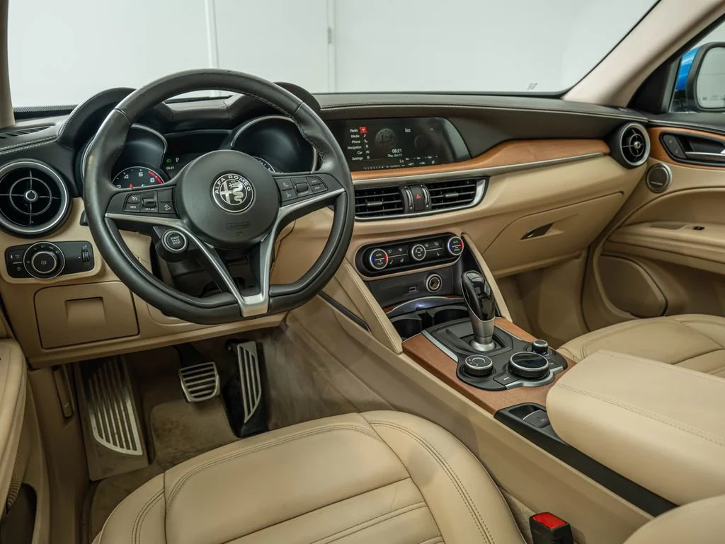 Used 2019 Misano Blue Metallic Alfa Romeo Ti image 32